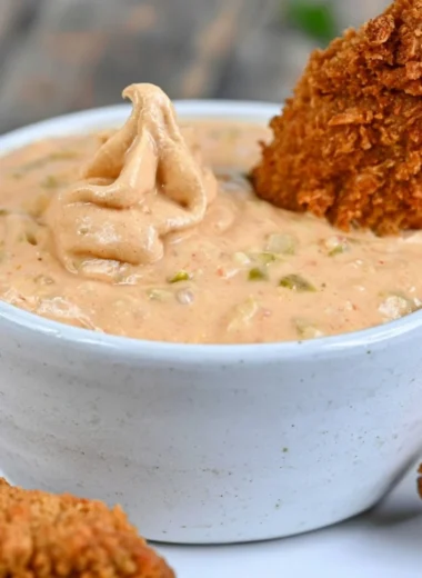 Homemade Big Mac Sauce recipe for burgers and sandwiches