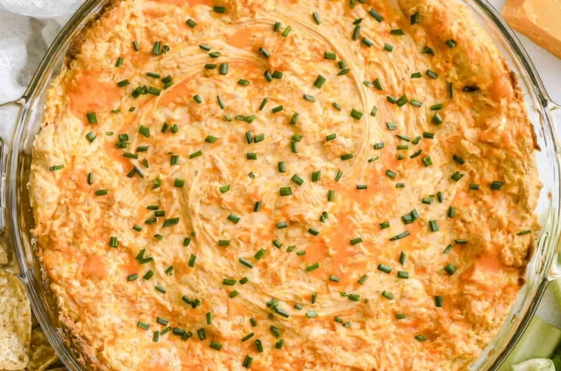 Delicious Greek yogurt buffalo chicken dip served in a bowl